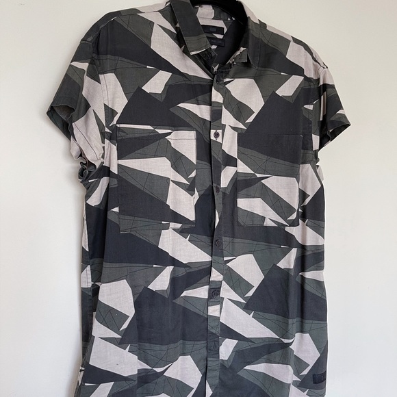 tiger of sweden geometric green shirt Sz M - Picture 3 of 8